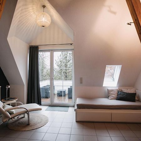 Eigenes Maisonettehaus In Idyllischer Lage Mit Balkon, Nahe Messe, 24H Self-Check In, Gratis Parken 슈바바하 외부 사진