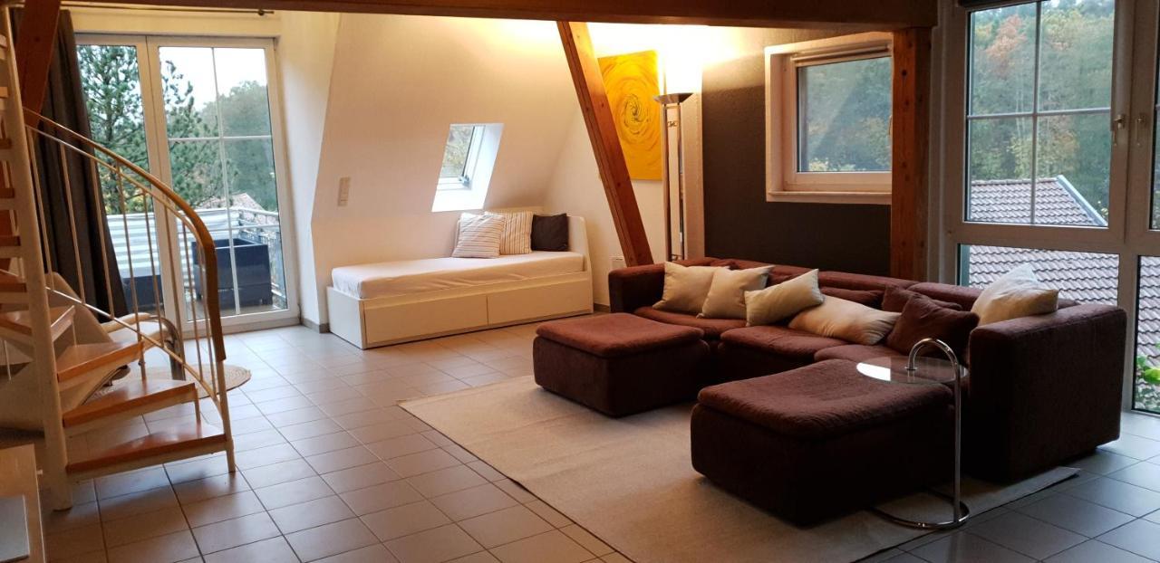 Eigenes Maisonettehaus In Idyllischer Lage Mit Balkon, Nahe Messe, 24H Self-Check In, Gratis Parken 슈바바하 외부 사진