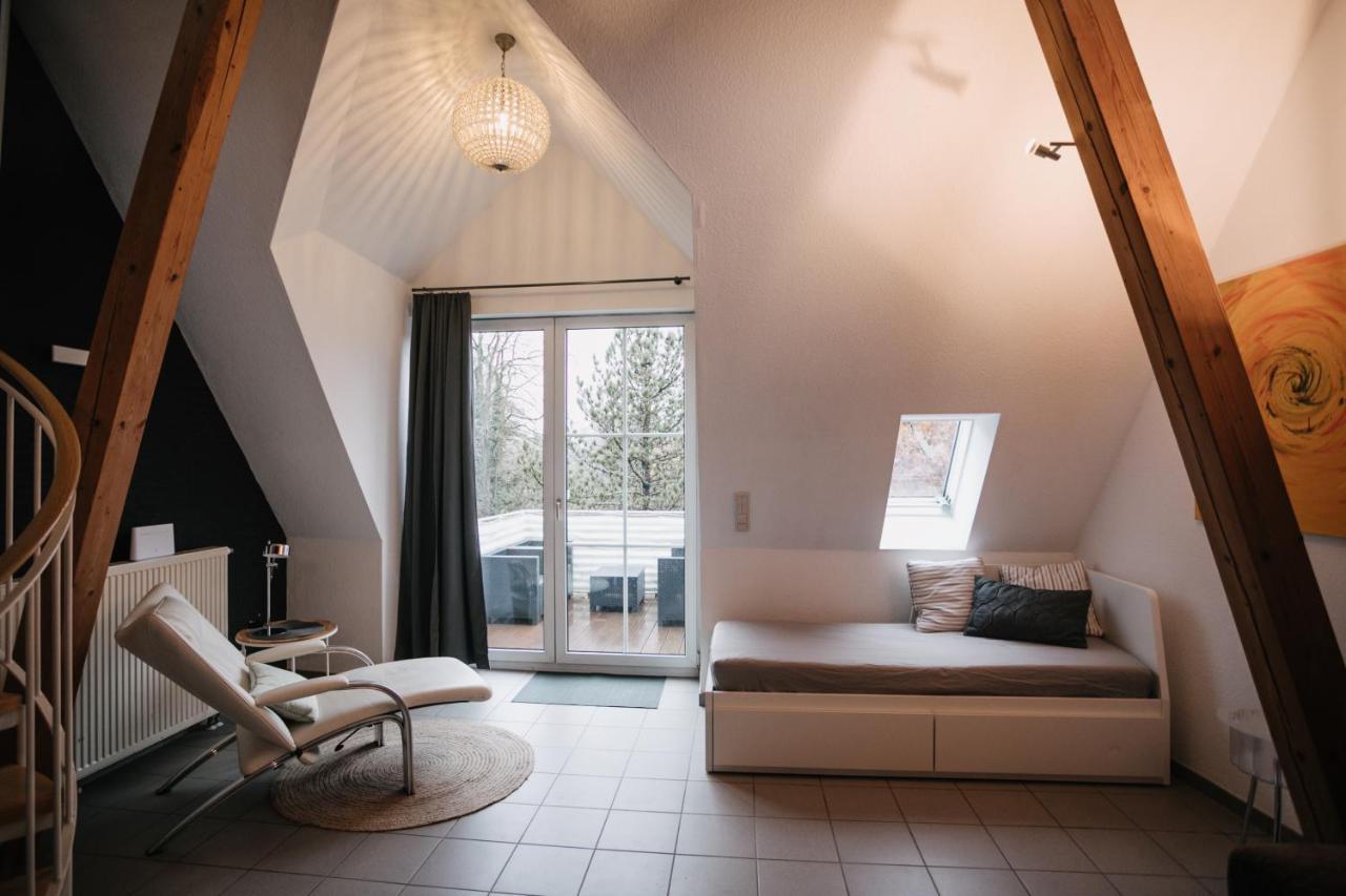 Eigenes Maisonettehaus In Idyllischer Lage Mit Balkon, Nahe Messe, 24H Self-Check In, Gratis Parken 슈바바하 외부 사진