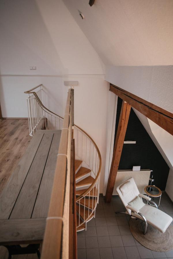 Eigenes Maisonettehaus In Idyllischer Lage Mit Balkon, Nahe Messe, 24H Self-Check In, Gratis Parken 슈바바하 외부 사진