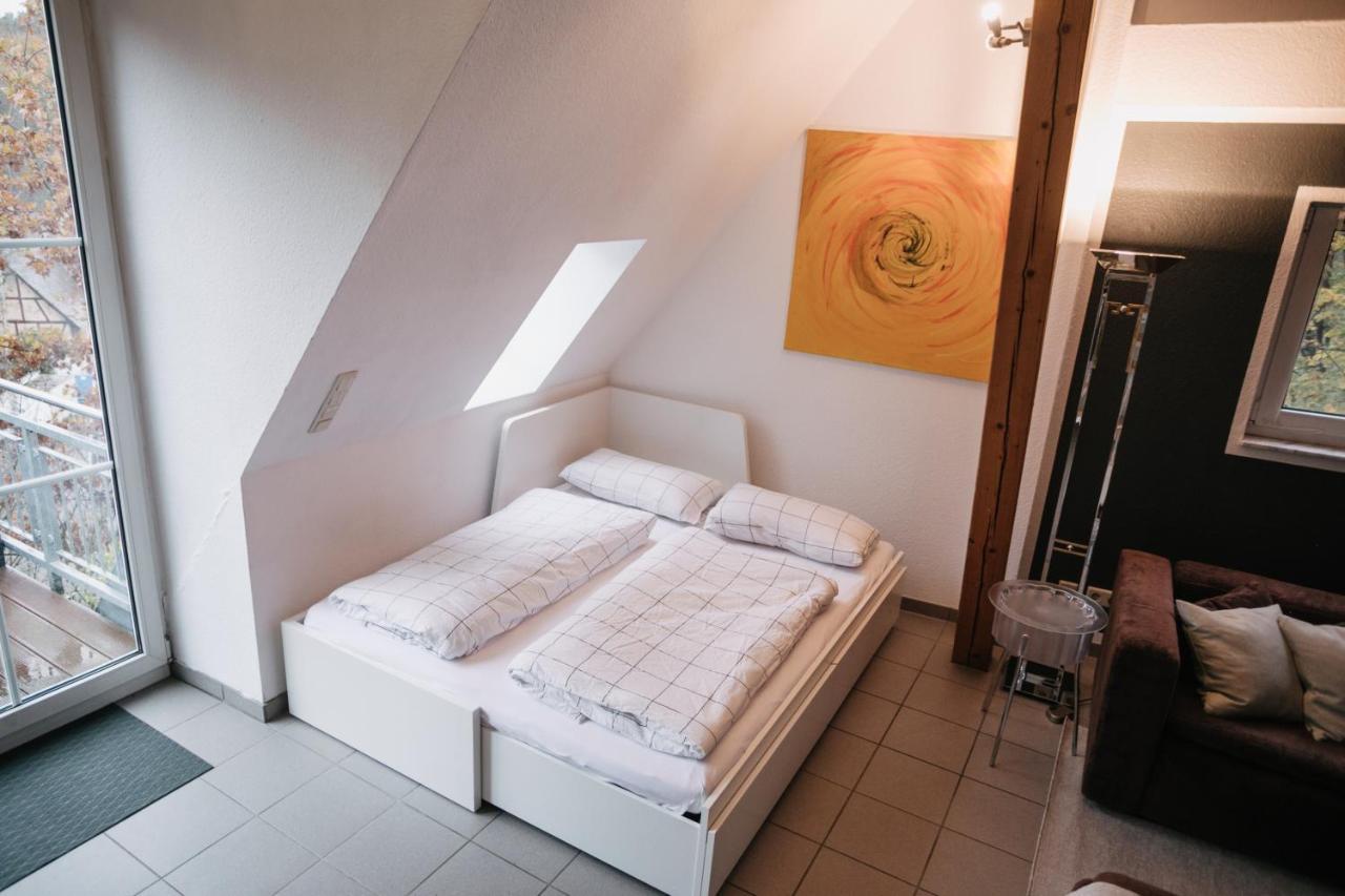 Eigenes Maisonettehaus In Idyllischer Lage Mit Balkon, Nahe Messe, 24H Self-Check In, Gratis Parken 슈바바하 외부 사진