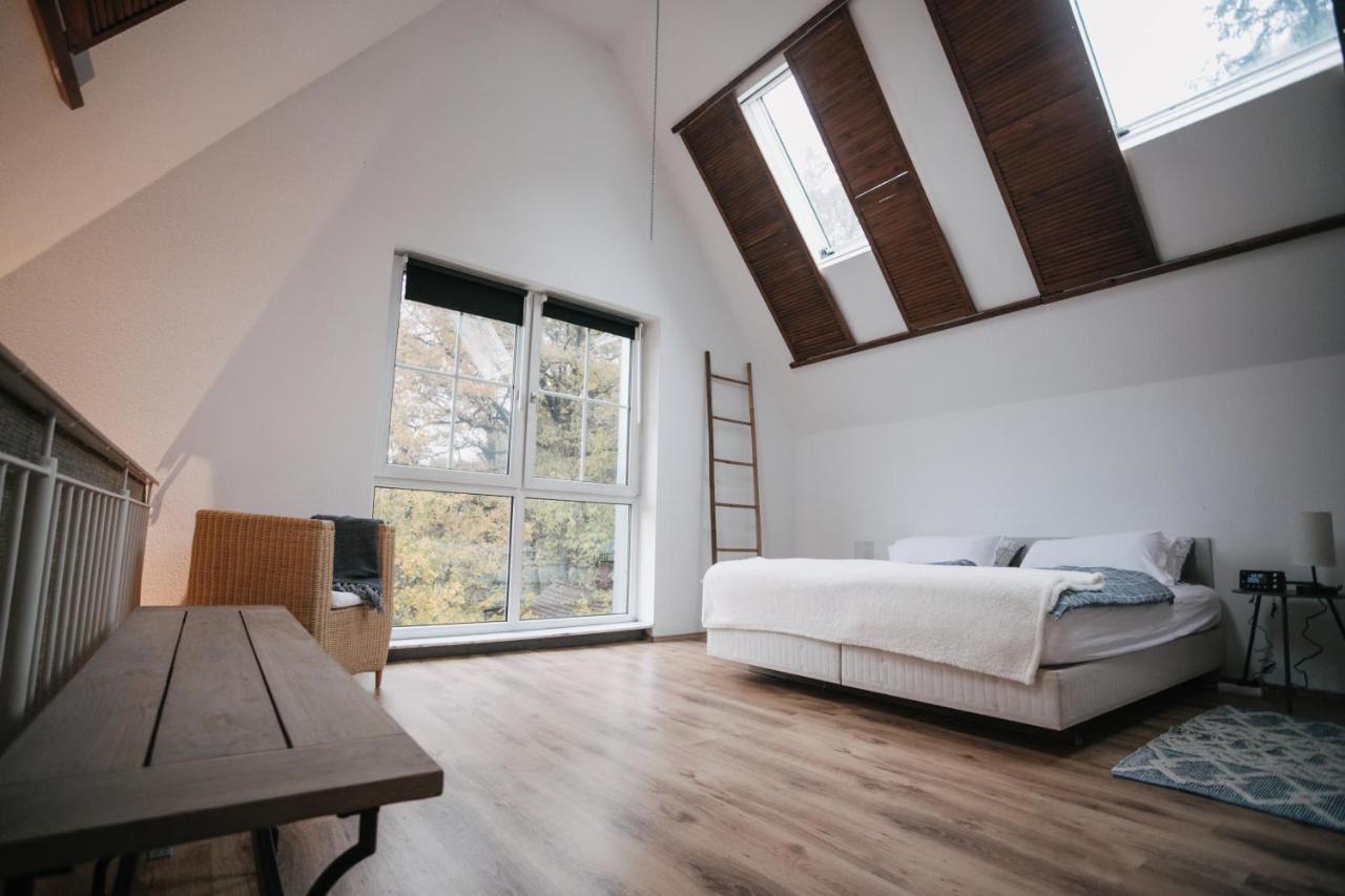 Eigenes Maisonettehaus In Idyllischer Lage Mit Balkon, Nahe Messe, 24H Self-Check In, Gratis Parken 슈바바하 외부 사진